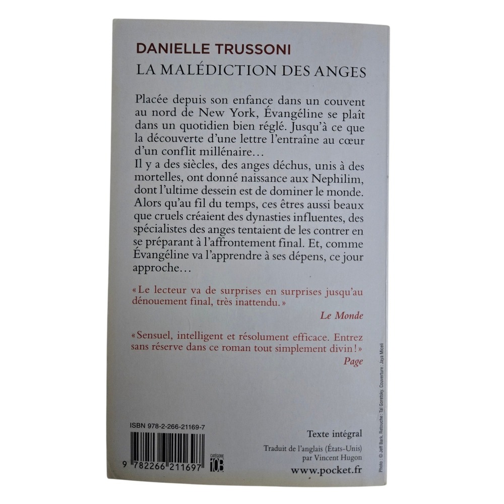 La Malédiction des Anges Danielle Trussoni Roman Français Livre Paperback - Picture 3 of 3